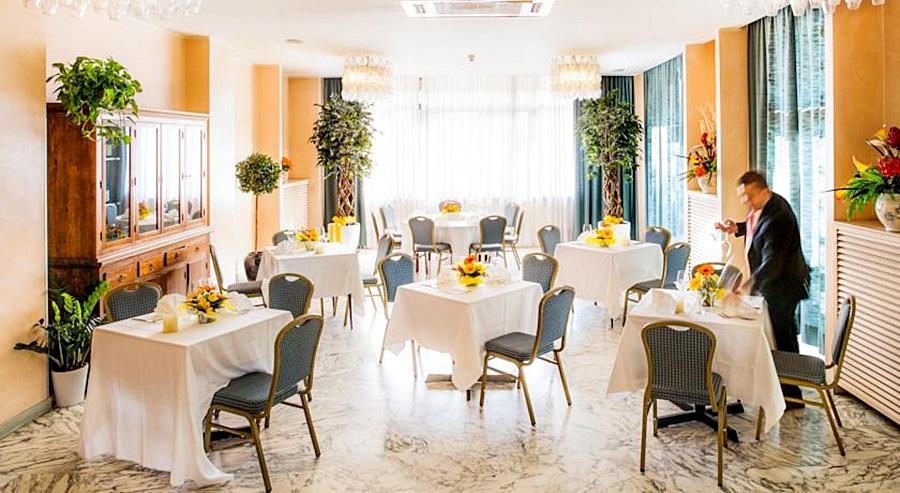 Hotel Salera Асти Екстериор снимка